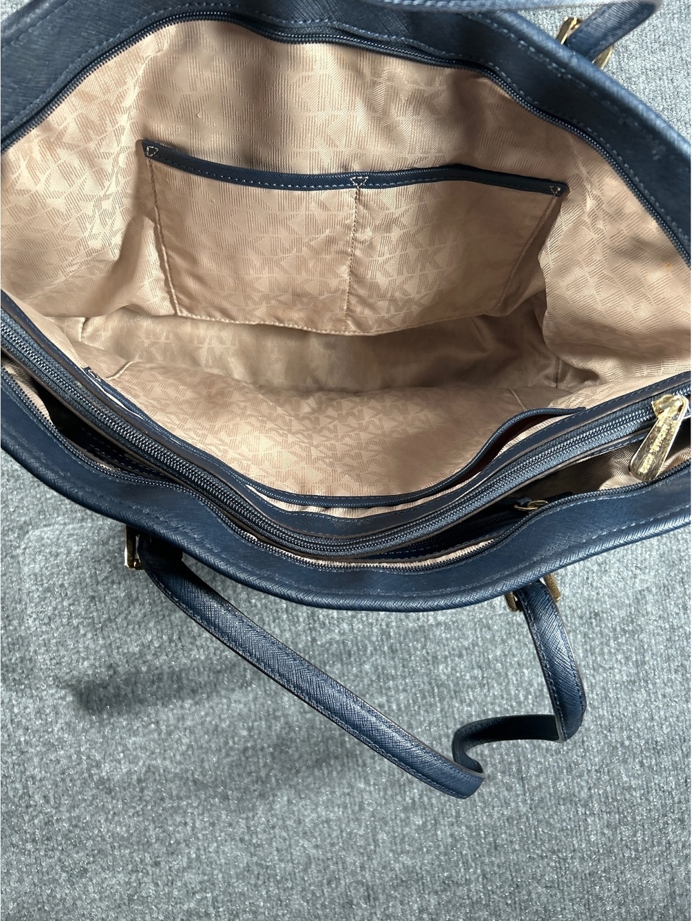 Michael Kors Navy Blue Saffiano Leather Tote Bag - Picture 4 of 7